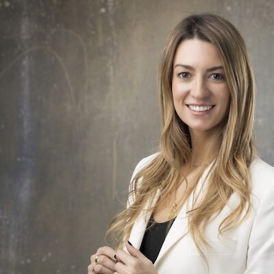 Dña. Alba Díaz de Cerio